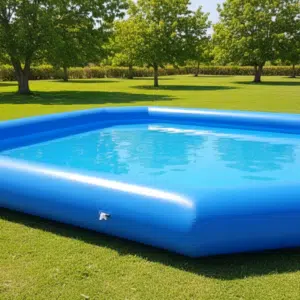 בריכה מתנפחת ענקית להשכרה